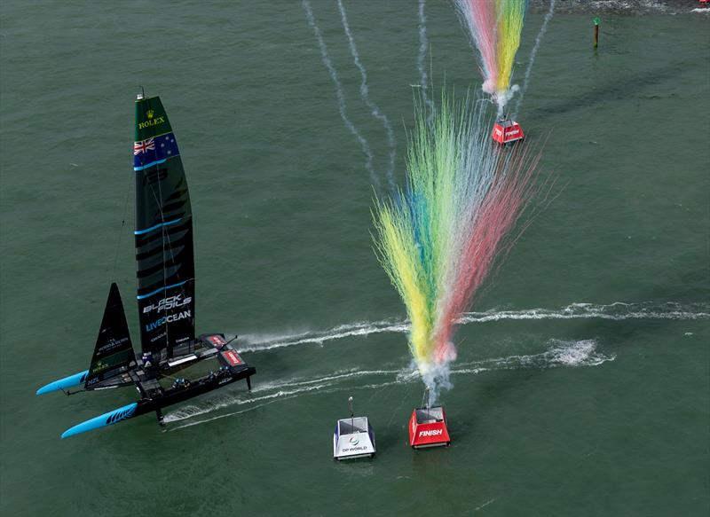 Black Foils steal Brits' home win on SailGP Portsmouth debut