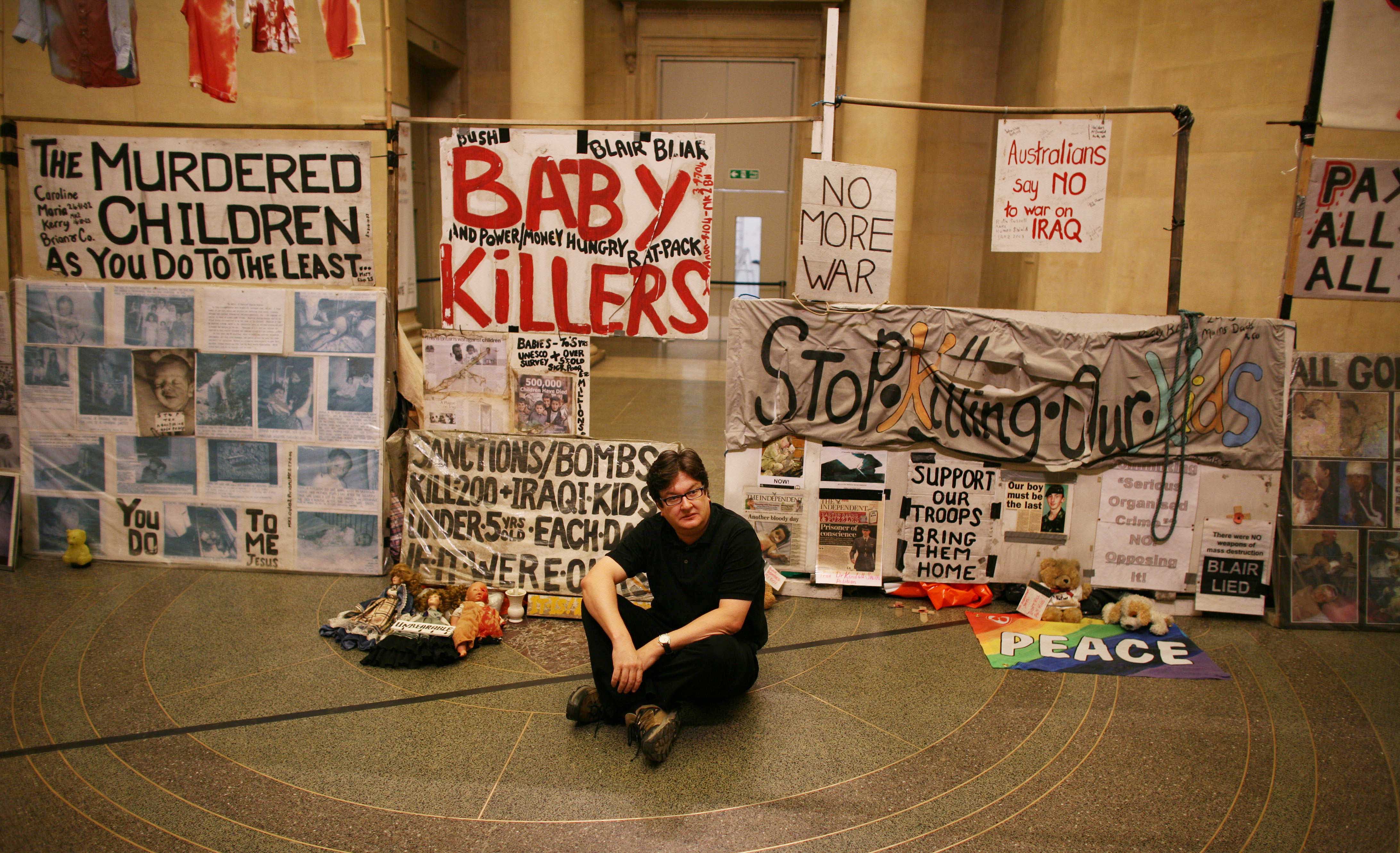 Mark Wallinger at the Tate Britain recreating Brian Haw's anti-war protest.
