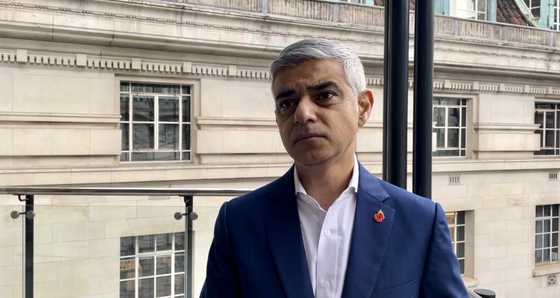 Sweltering new builds’: Pressure mounts on Sadiq Khan to relax rules on air conditioning
