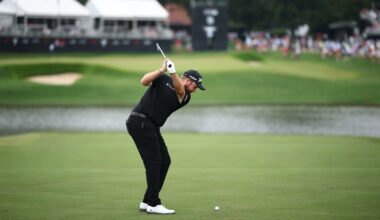 Lowry powers into frame with superb 63 at East Lake