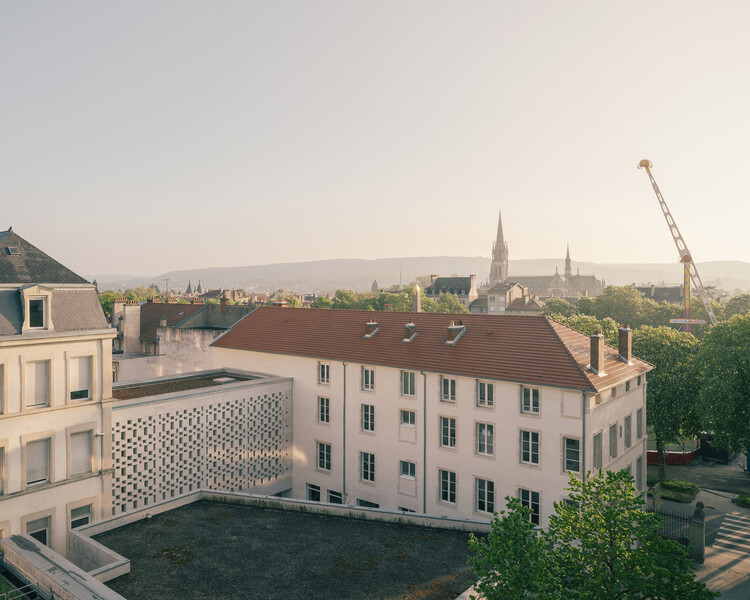 European University Center Refurbishment and Modernization / Agence Vulcano-Gibello - Image 1 of 30