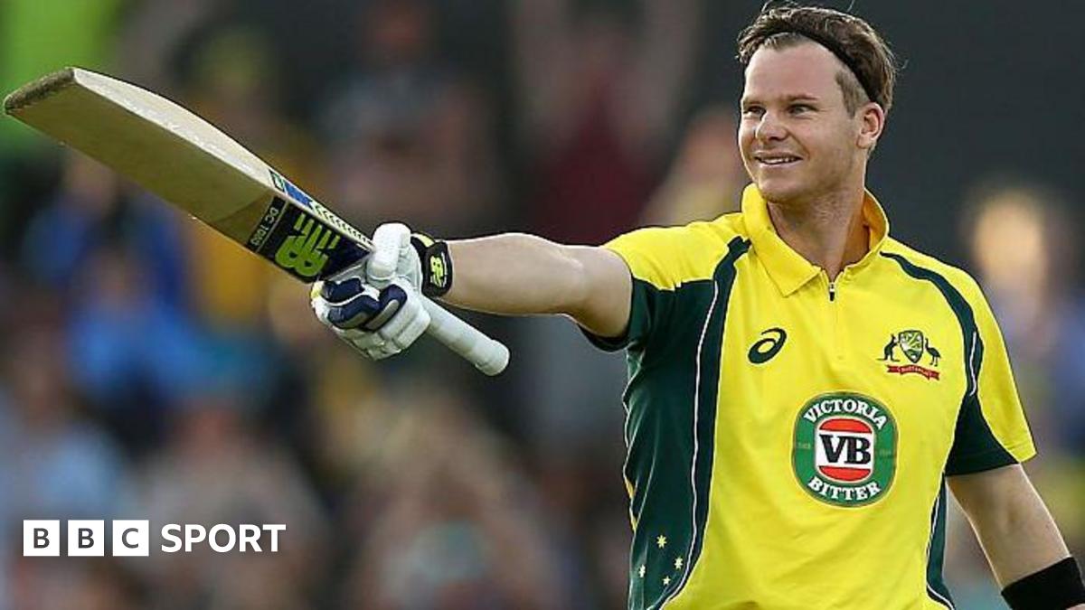 Steve Smith celebrates in an Australian shirt