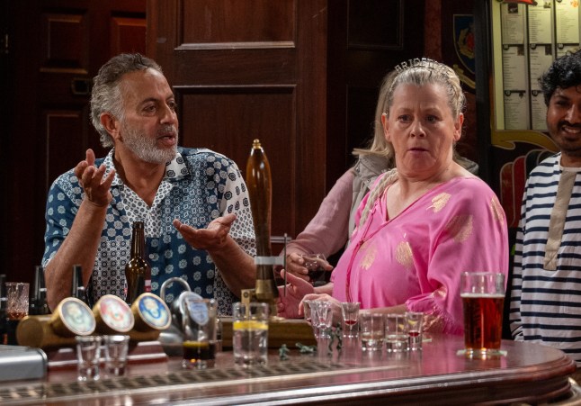Dev Alahan and Bernie Winter in the Rovers Return