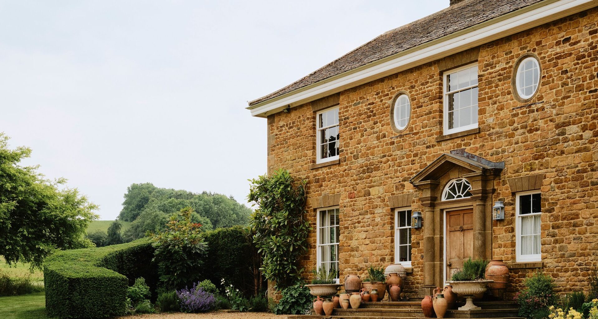 A country house on the edge of the Cotswolds with layered and comfortable interiors by Victoria von Westenholz