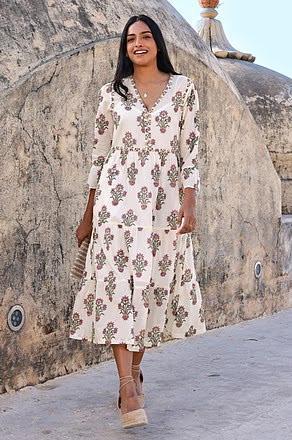 Shop Kate Middleton's paisley print boho dress on the high street