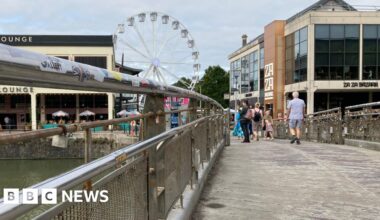 'Love locks' being cut from Bristol's Pero's Bridge