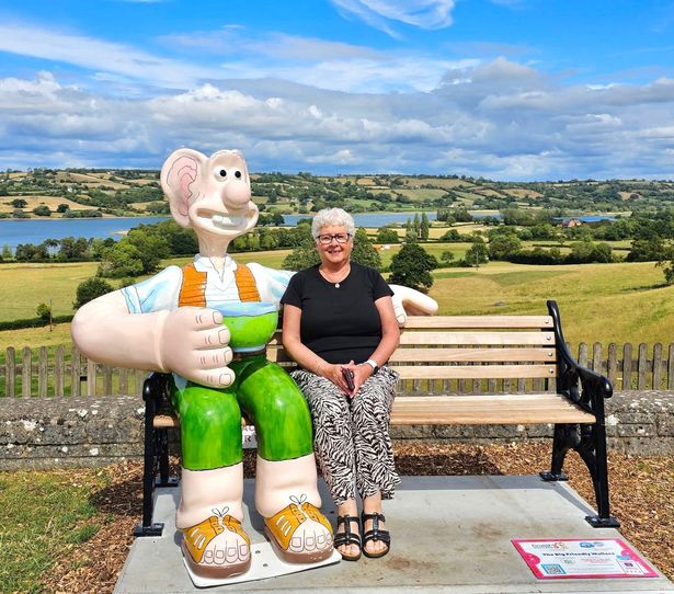 Bristol woman Wendy Ritchens cosied up to Wallace on a recent visit to the pub