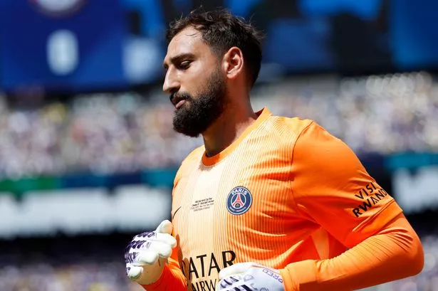 Gianluigi Donnarumma in action for PSG. 