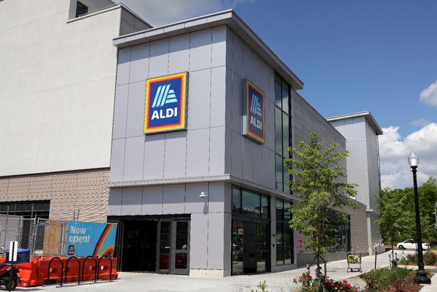 WASHINGTON, DC - MAY 02: An Aldi grocery store is pictures on May 02, 2025 in Washington, DC. The discount grocery chain more plans to add over 225 new stores in the U.S. in 2025 as part of a five-year growth plan to add 800 stores by the end of 2028. (Photo by Kevin Dietsch/Getty Images)