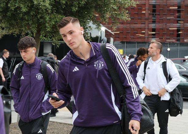 The Manchester United team get the train to London on Saturday for their Premier League match against Fulham

