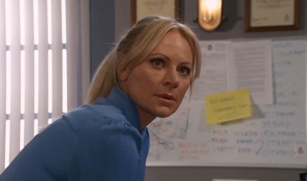 Lisa Swain was left suspicious of DI Costello on Coronation Street