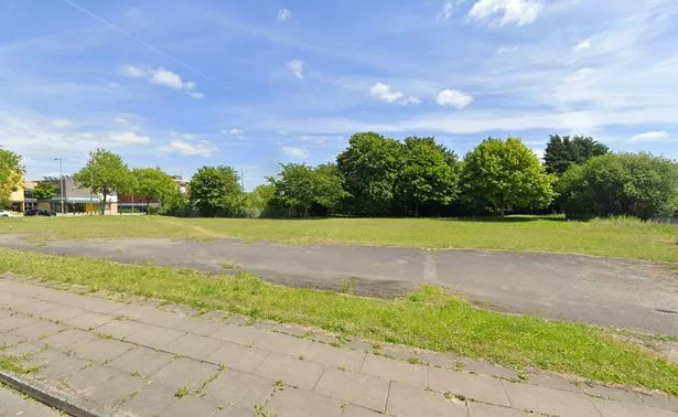 Land on Parade Crescent, which has been empty since at least 2009