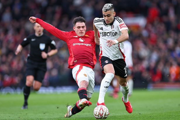 Andreas Pereira playing for Fulham against Manchester United 