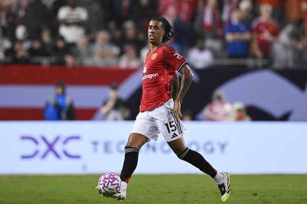 Leny Yoro in action for Manchester United against Bournemouth.