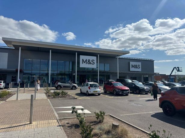 M&S Spytty