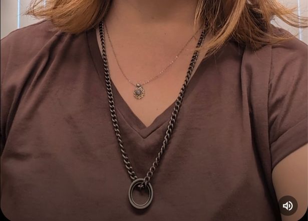 For the last 12 years, Syreeta Rice, 42, has wore the same chain around her neck everyday in memory of her late husband, Mike.
On July 31, 2013, the day before the couple's wedding anniversary, Mike, 34, was playing badminton with his brother when he died suddenly of an undiagnosed heart disease. On a recent visit to Liverpool, Syreeta was heading from The Albert Dock through to the bus station when she realised the chain and rings were gone. Her mum contacted the Liverpool ECHO to widen the search.

Pictured, the lost chain