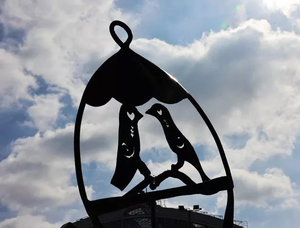 The Kissing Gate at Lime Street