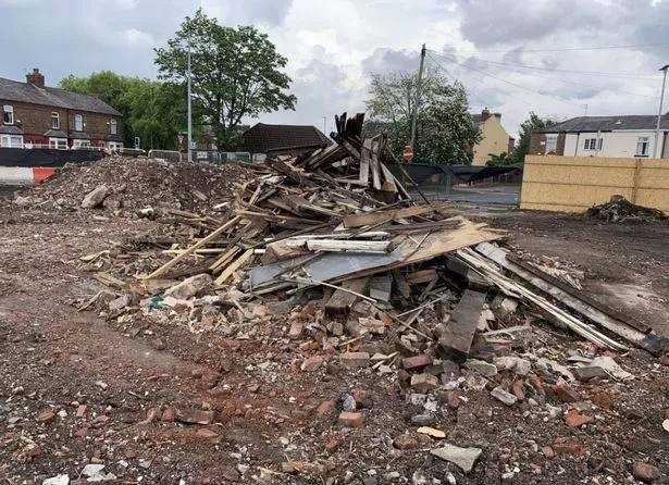 A1 Property Maintenance Management Limited fined after workers were put at risk of exposure to asbestos at the former Unicorn pub in Eccles