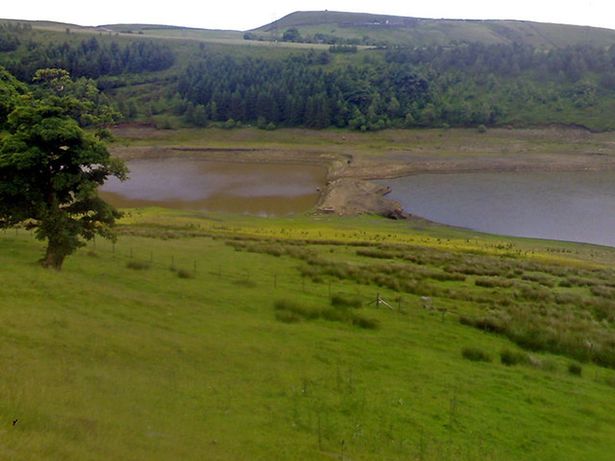 The old Lodge Dam to Greenbooth Village