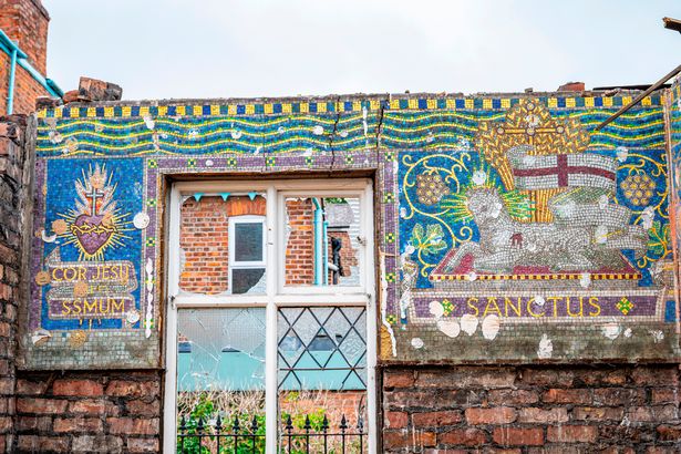 The other side of the mosaic