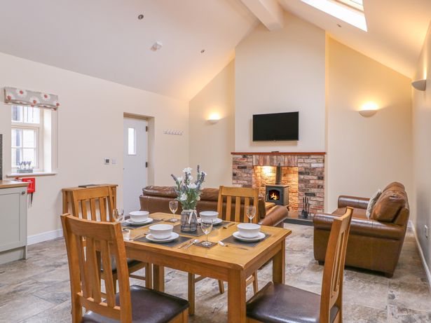 Pear Tree Cottage in Dunnington
