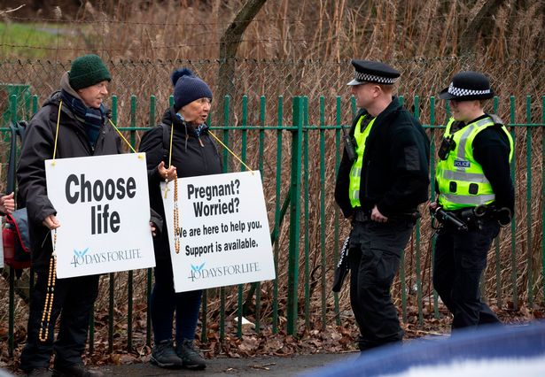 Police speak with 40 Days for life Abortion protesters near QUEH hospital in Glasgow