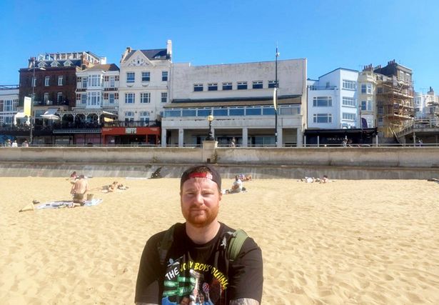 Jason Allen on his own 'Jolly Boys's Outing'. An Only Fools and Horses superfan completed his own 'Jolly Boys's Outing' - an epic 16-hour, 400-mile round trip to Margate