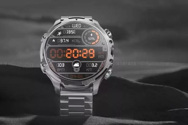 Shoppers were impressed with the changeable straps - including metal and silicone