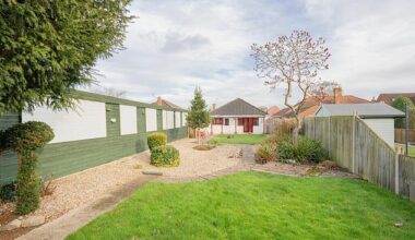 The estate agent promoting this property in Norwich has explained its use of AI in imagery