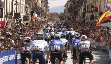 Jasper Philipsen wins sprint finish on opening stage of Spanish Vuelta