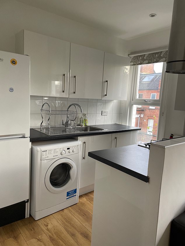 A Victorian flat that had previously been on the market for six months with no offers sold in just 10 days for its £625,000 asking price after it was staged