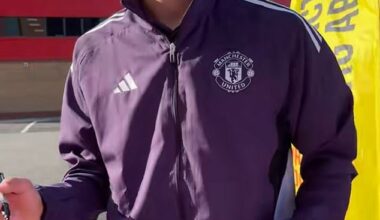Manchester United star Diogo Dalot angered some fans by refusing to sign memorabilia