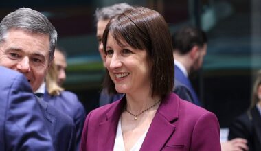 Dire: As the Conservative shadow chancellor Mel Stride put it, Rachel Reeves is living under a rock if she thinks the country is growing