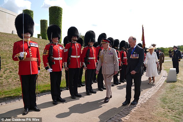 Their Majesties joined veterans, members of VJ associations, military personnel and senior politicians for the event