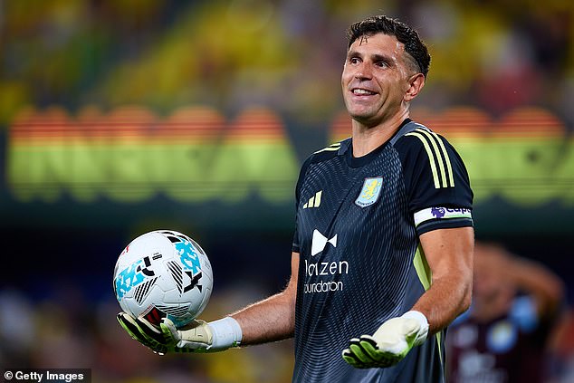 Manchester United made a loan pitch to Aston Villa earlier in the window for Emiliano Martinez