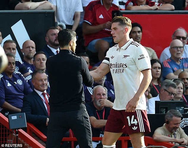 Neville suggested Viktor Gyokeres could help Arsenal finally get over the line to win the league