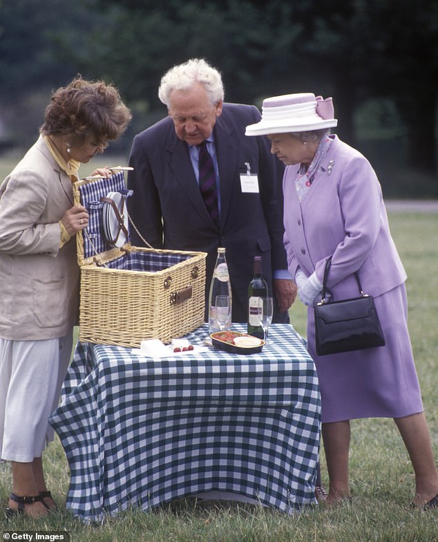 Life at Balmoral wasn¿t all formal dinners, a lot of meals were taken out in the wild