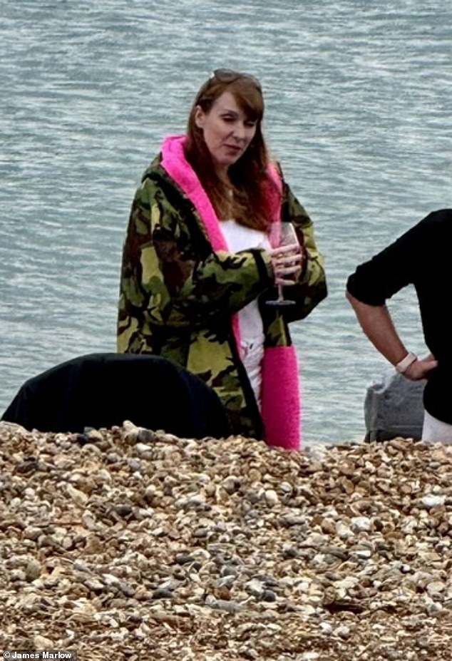The deputy PM Angela Rayner seen drinking wine on Hove beach at 6pm Tuesday evening