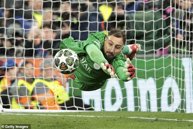 PSG have reportedly lowered their expected fee for Italian goalkeeper Gianluigi Donnarumma amid interest from Manchester City