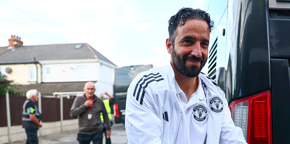 Grimsby vs Manchester United - Carabao Cup: Live score, team news and updates as Kobbie Mainoo STARTS as Ruben Amorim looks for first win of the season... with draw taking place before AND after