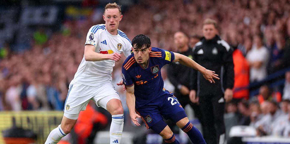 Leeds vs Newcastle - Premier League: Live score, team news and updates as the Magpies miss chance to go in front in cagey start