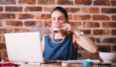 Working longer may not fix your retirement, economists say