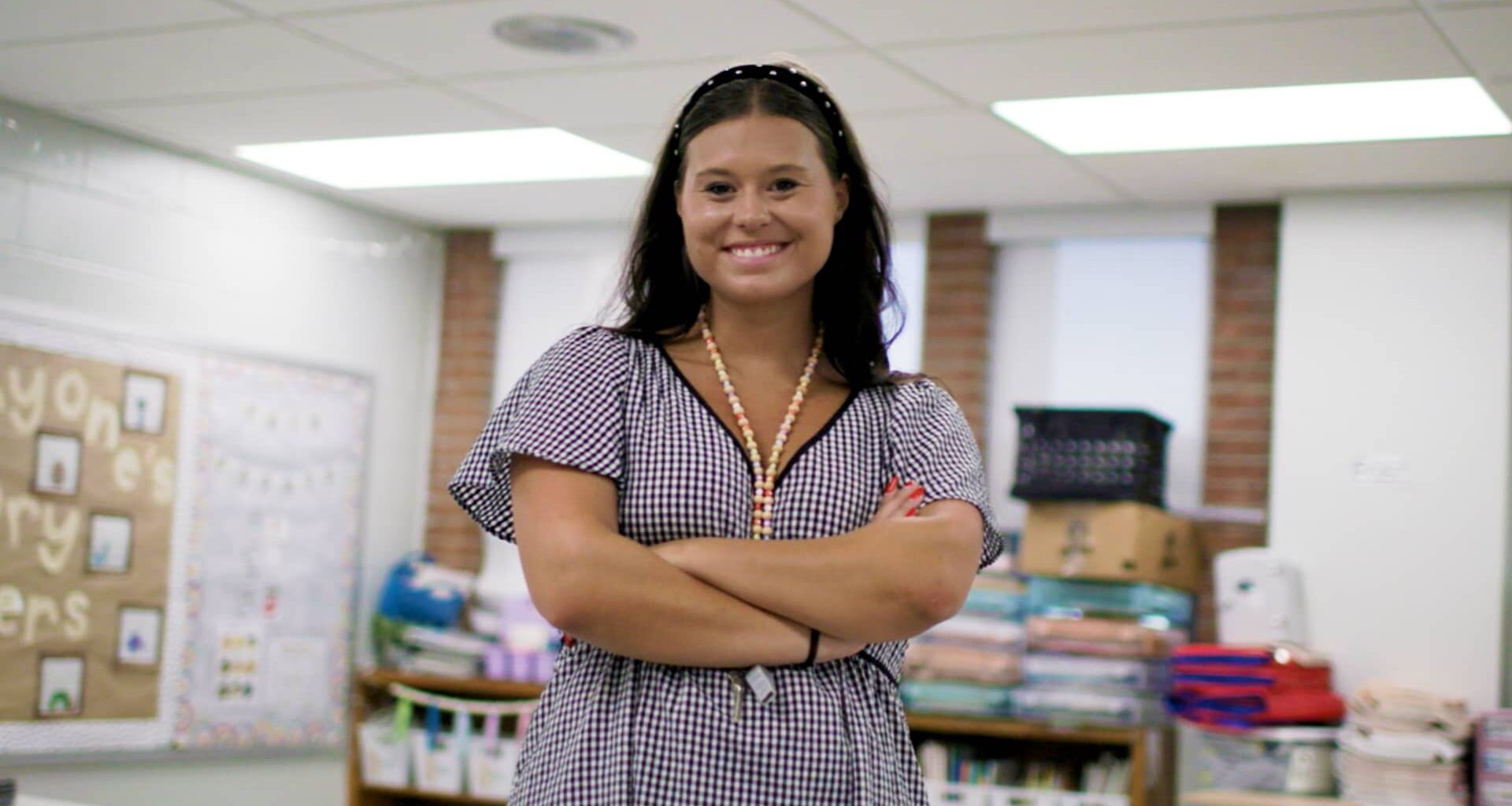 27-year-old teacher couldn't save money due to impulsive spending