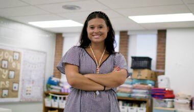 27-year-old teacher couldn't save money due to impulsive spending