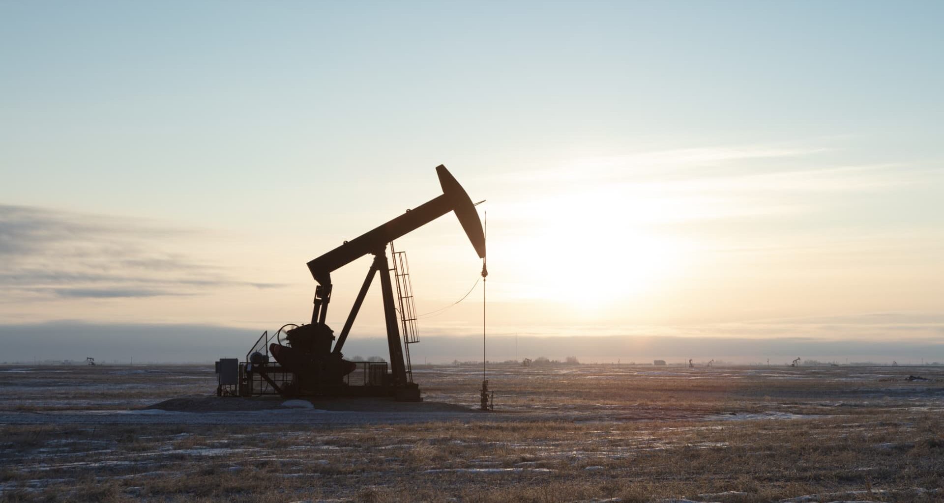 Oil holds steady on reports of US-Russia deal