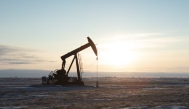 Oil holds steady on reports of US-Russia deal