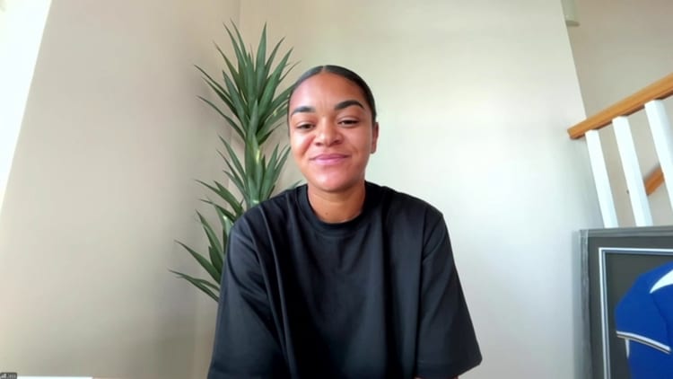 England Lionesses' Jess Carter says social media platforms must 'do better' after facing racial abuse online