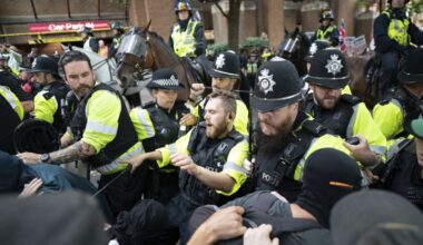 Protests in UK against asylum seeker housing continue, counter-protests arise