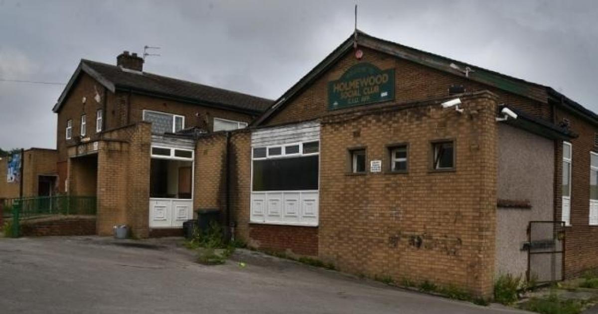 Holme Wood Social Club: Crews scrambled to fire in the open