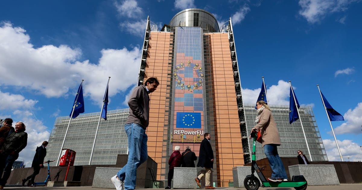 US ducks question on report it could sanction EU officials over tech law – POLITICO